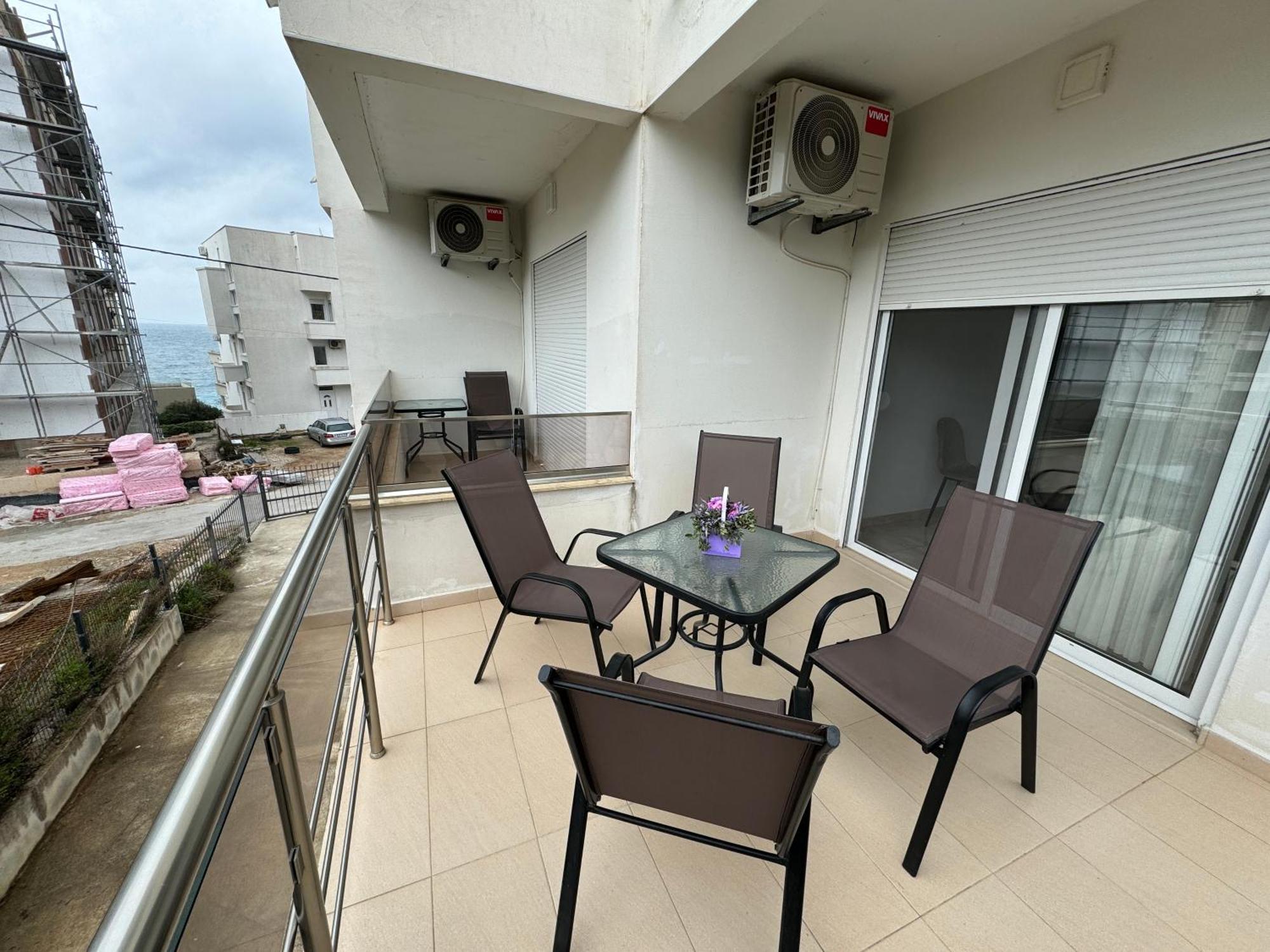 Ferienwohnung Harasta Lux Bar Exterior foto