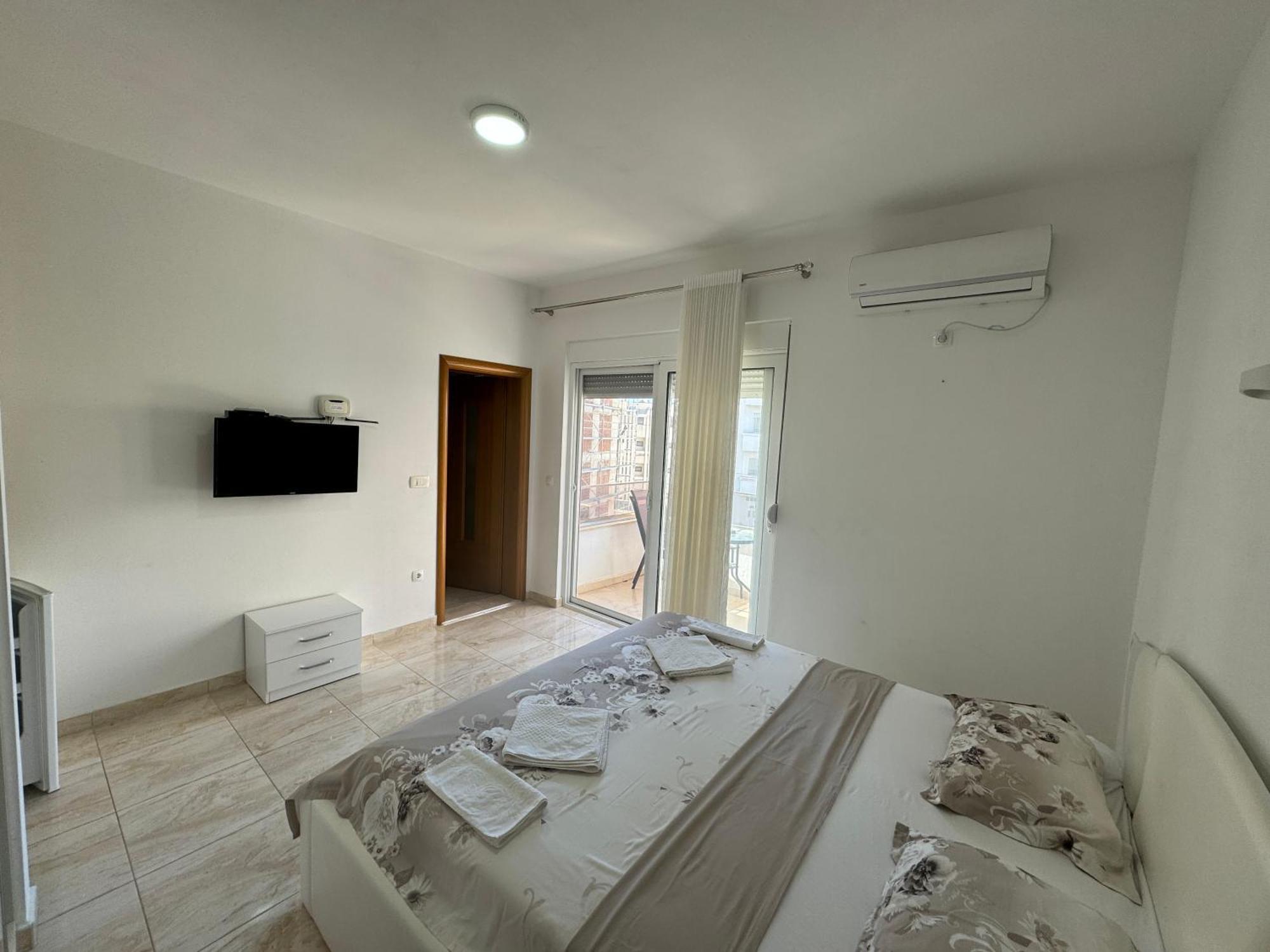 Ferienwohnung Harasta Lux Bar Exterior foto