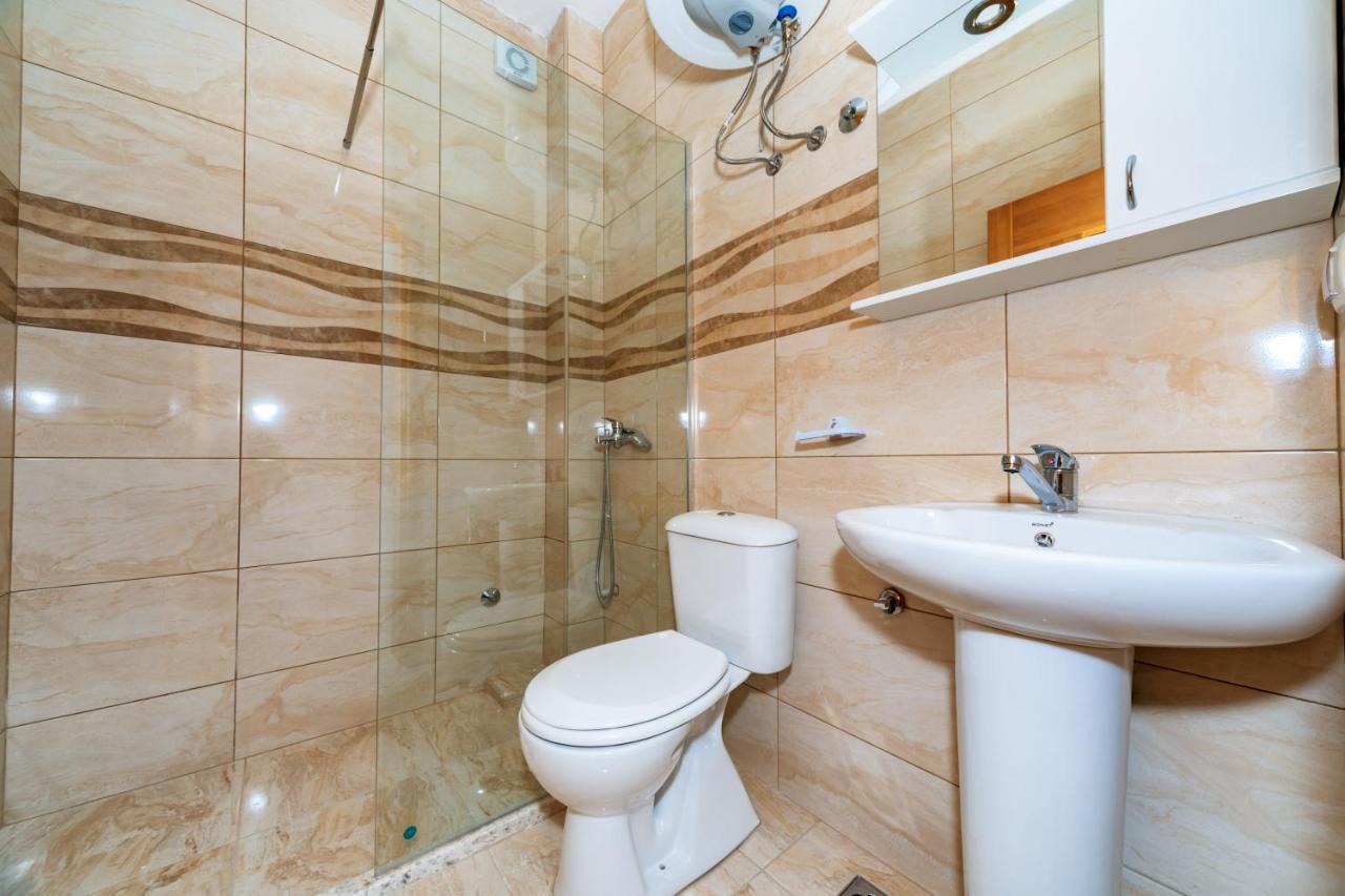 Ferienwohnung Harasta Lux Bar Exterior foto